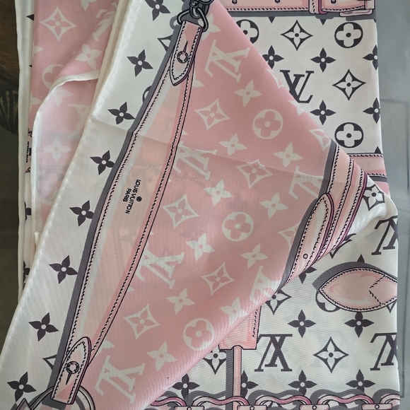 Louis Vuitton Pink and Cream Monogram Square - Picture 1 of 5